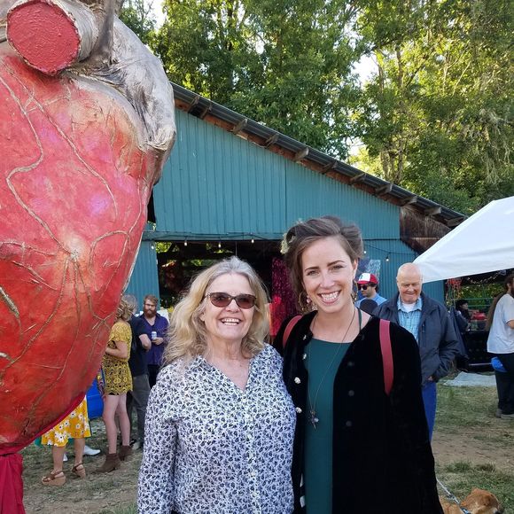 Meet your Posher, Erin - Picture 1 of 1